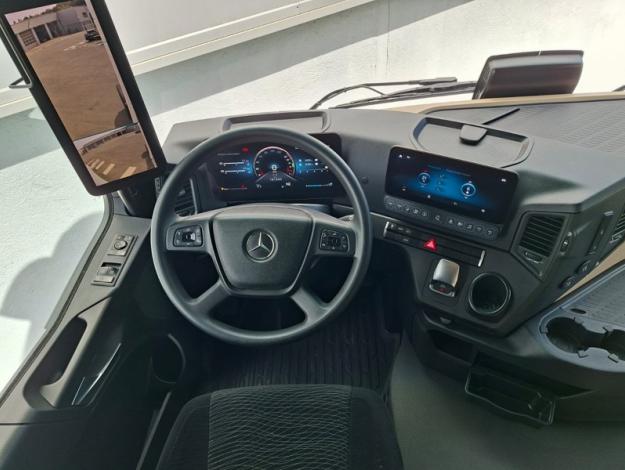 MERCEDES-BENZ Actros F  1845 LS 4x2 StreamSpace 2.50m  