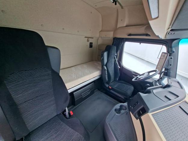 MERCEDES-BENZ Actros F  1845 LS 4x2 StreamSpace 2.50m  