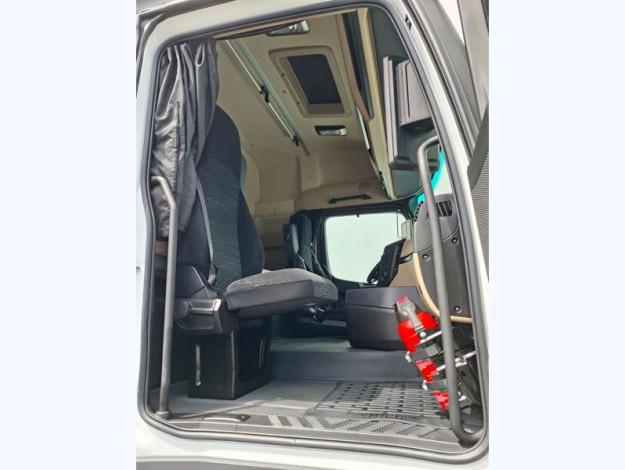 MERCEDES-BENZ Actros F  1845 LS 4x2 StreamSpace 2.50m  