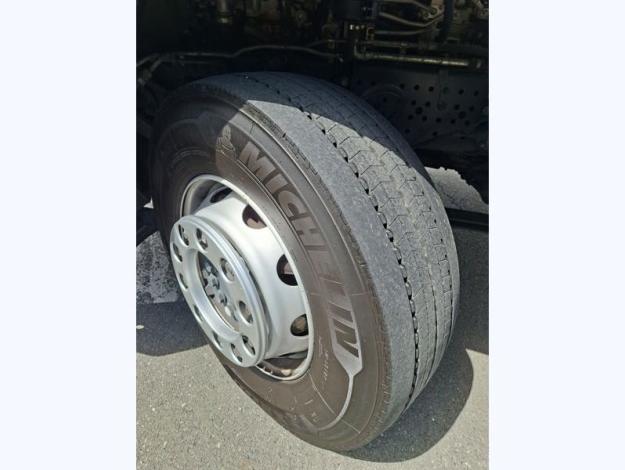 MERCEDES-BENZ Actros F  1845 LS 4x2 StreamSpace 2.50m  