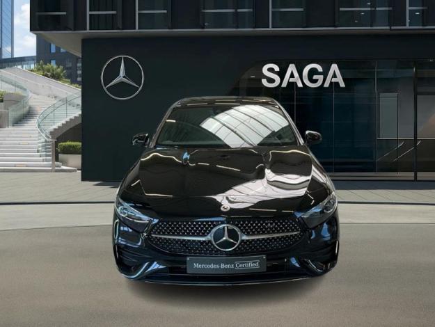 MERCEDES-BENZ A 180 d AMG Line  