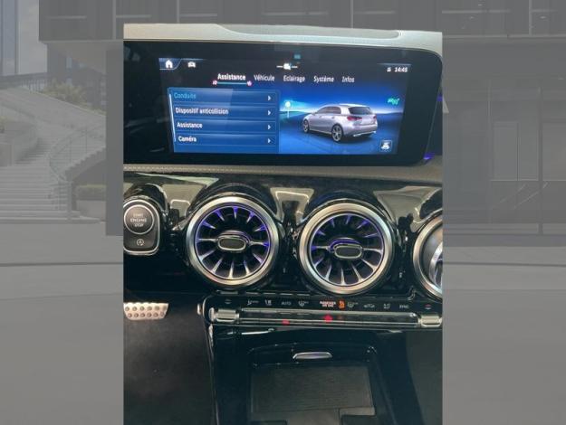 MERCEDES-BENZ A 180 d AMG Line  