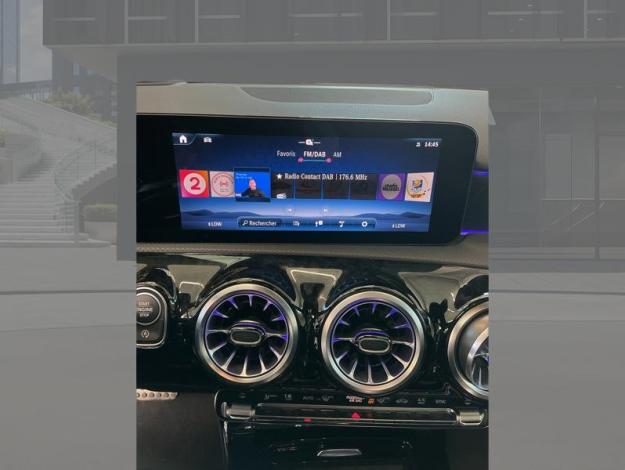 MERCEDES-BENZ A 180 d AMG Line  