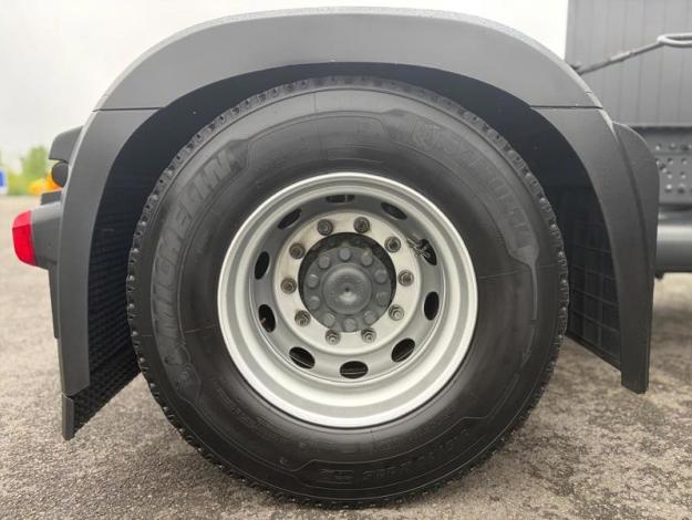 MERCEDES-BENZ Actros 1845 LS 4x2 StreamSpace 2.50M   