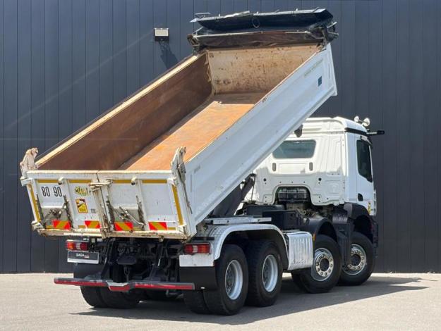 MERCEDES-BENZ Arocs 3243 8x4/4 Bi-Benne Meiller  