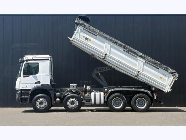 MERCEDES-BENZ Arocs 3243 8x4/4 Bi-Benne Meiller  