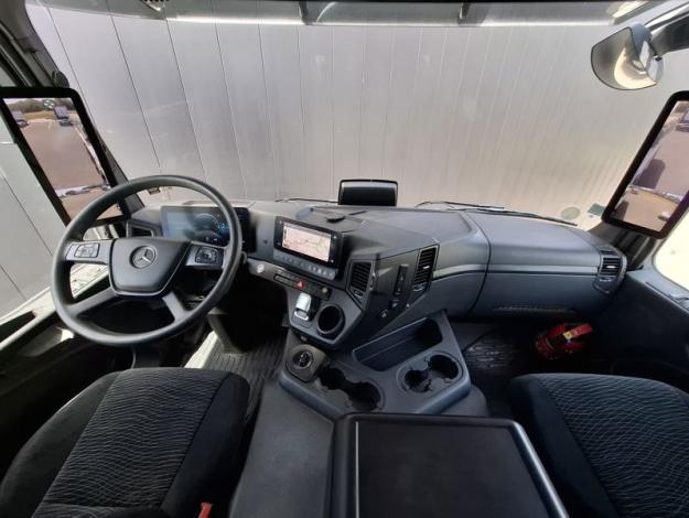 MERCEDES-BENZ Arocs 3243 8x4/4 Bi-Benne Meiller  