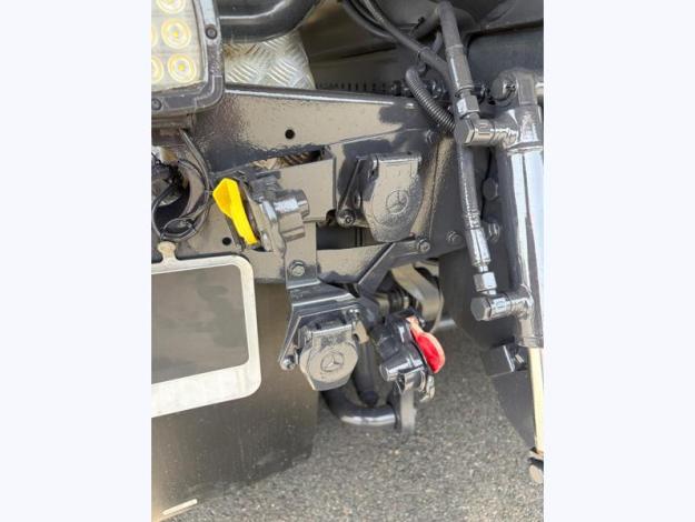 MERCEDES-BENZ Arocs 3243 8x4/4 Bi-Benne Meiller  