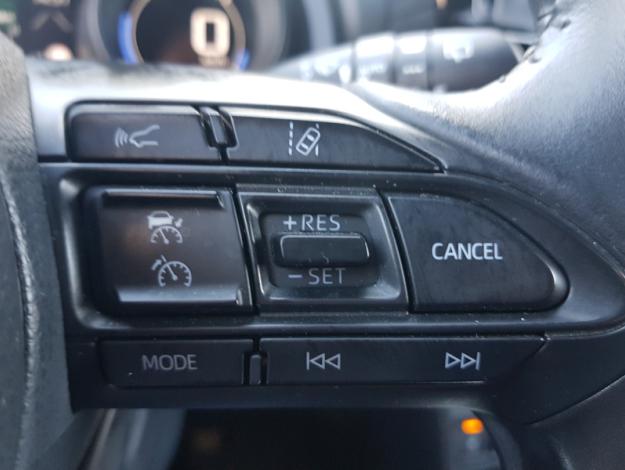 TOYOTA Yaris Cross 1.5 HYBRID 116H DESIGN AUTO  