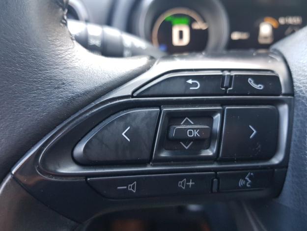 TOYOTA Yaris Cross 1.5 HYBRID 116H DESIGN AUTO  