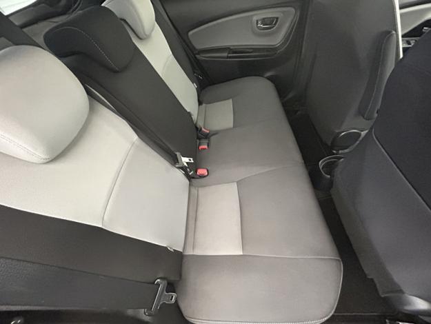TOYOTA Yaris 1.5 VVT-I 100H Collection  