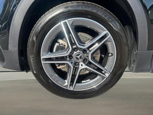 MERCEDES-BENZ GLB 180 AMG Line Facelift  
