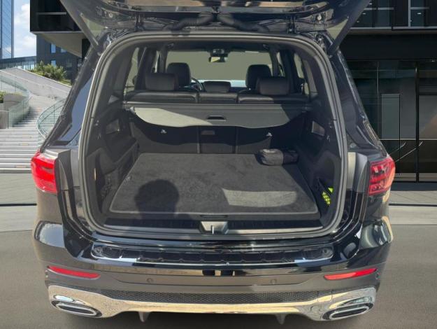 MERCEDES-BENZ GLB 180 AMG Line Facelift  