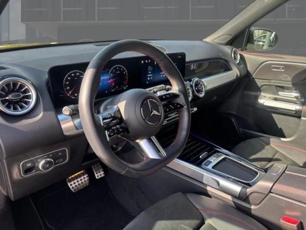 MERCEDES-BENZ GLB 180 AMG Line Facelift  