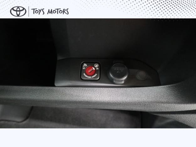 TOYOTA Proace Combi 2.0L 140 D-4D Dynamic Long 9 places  PROACE VERSO 2.0L D 4D 140 COMBI 