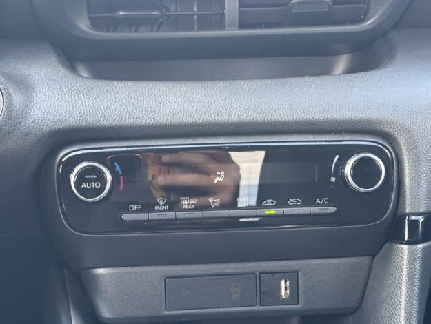 TOYOTA Yaris Hybride 116h Design  