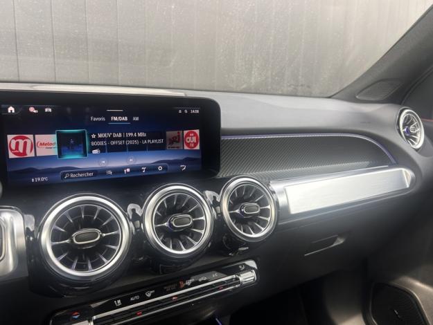 MERCEDES-BENZ GLB 200 d AMG Line  GLB 200 d AMG Line