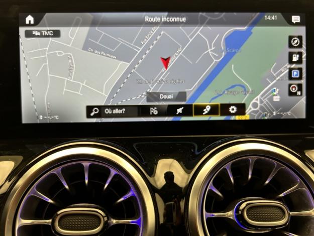 MERCEDES-BENZ EQA 250+ AMG Line  