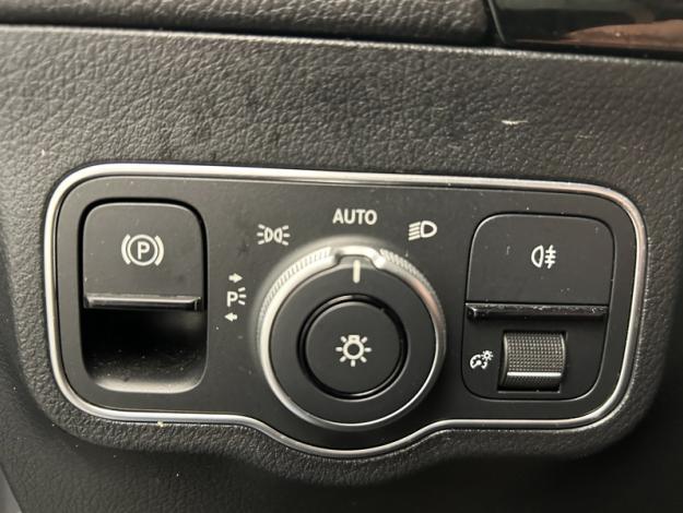 MERCEDES-BENZ EQA 250+ AMG Line  