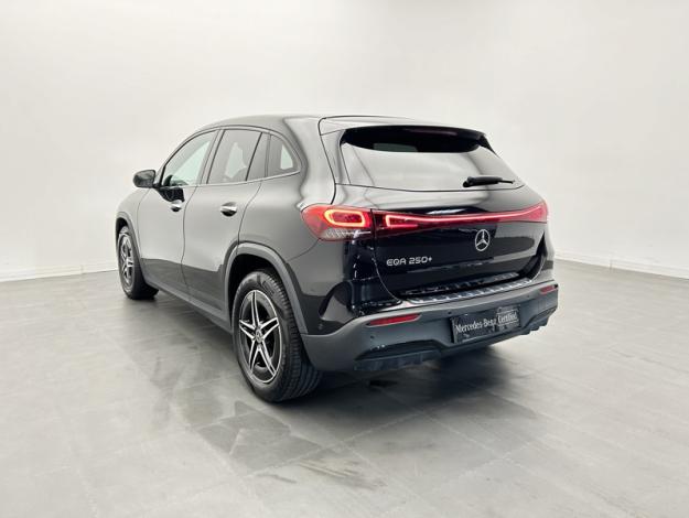 MERCEDES-BENZ EQA 250+ AMG Line  