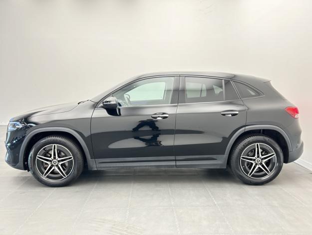 MERCEDES-BENZ EQA 250+ AMG Line  