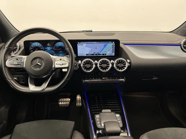 MERCEDES-BENZ EQA 250+ AMG Line  