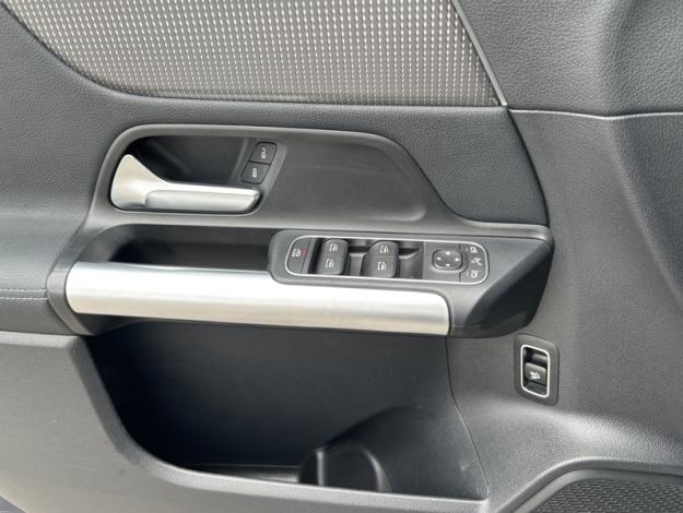 MERCEDES-BENZ EQA 250+ Business Line EQA 250+ Business Line  EQA 250+ Business Line