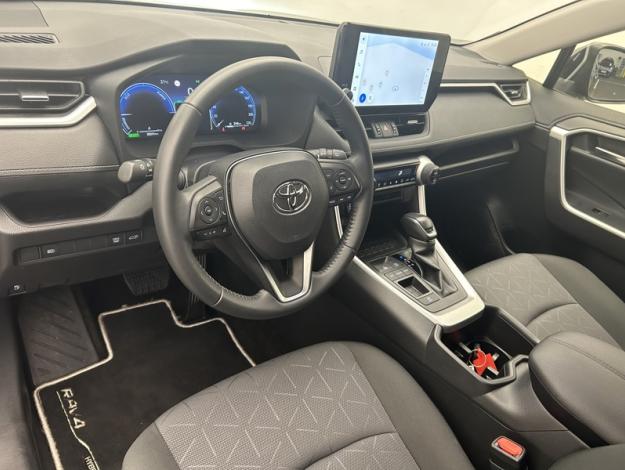 TOYOTA RAV4 2WD 218ch Dynamic  