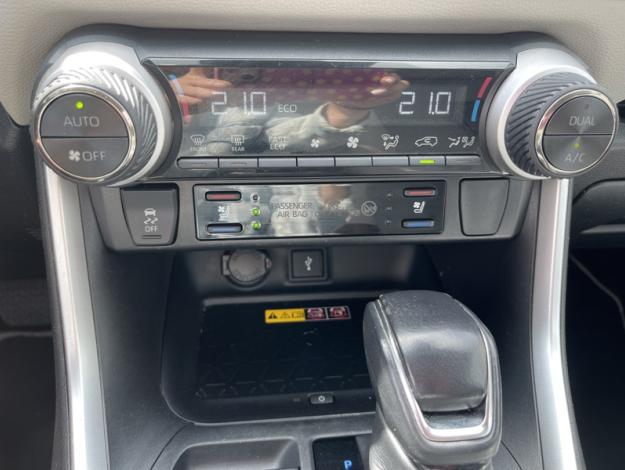 TOYOTA RAV4 Hybride 2WD 218ch Lounge  