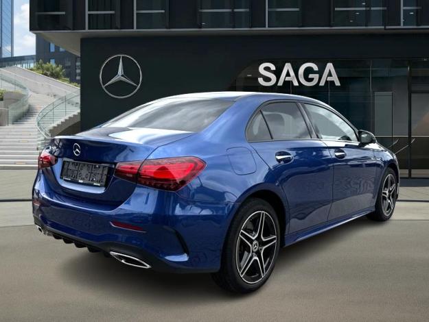 MERCEDES-BENZ A-Klasse A 250 e Berline AMG Line