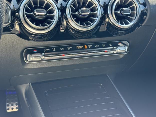 MERCEDES-BENZ GLA-Klasse GLA 250 e AMG Line