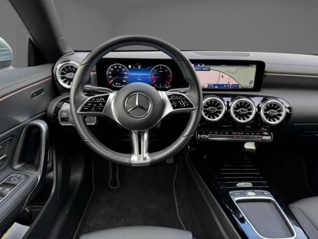 MERCEDES-BENZ CLA CLA 180 d