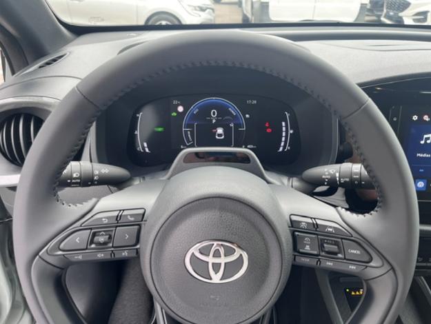 TOYOTA Aygo X Hybride 116h Graphic  AYGO X 116H GRAPHIC ZEN