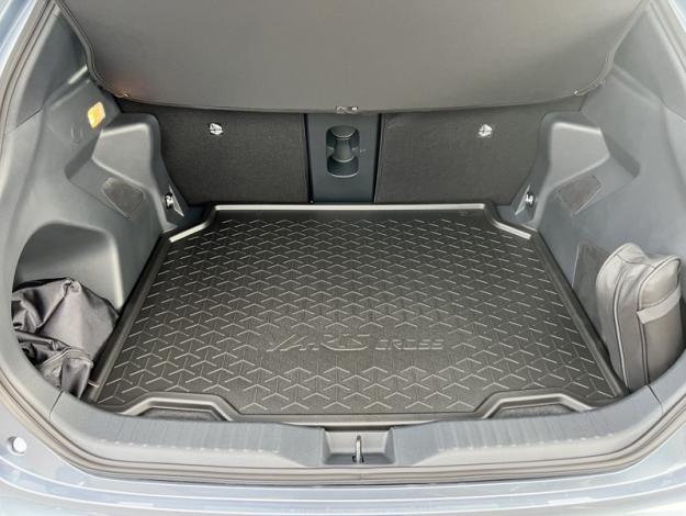 TOYOTA Yaris Cross YARIS CROSS 130H 2WD DESIGN PACK CARGO MC26  YARIS CROSS 130H 2WD DESIGN PACK CARGO MC26