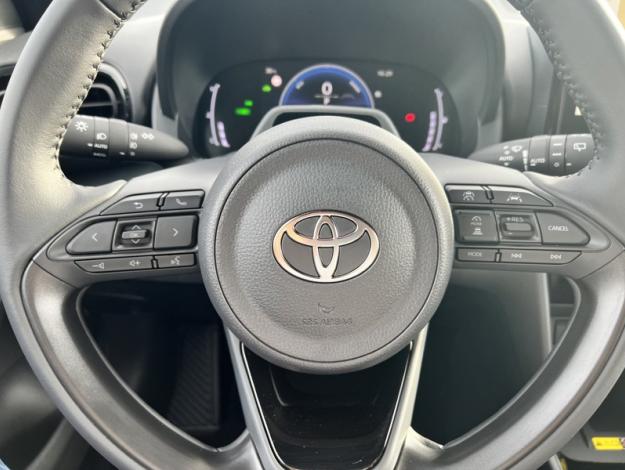 TOYOTA Yaris Cross YARIS CROSS 130H 2WD DESIGN PACK CARGO MC26  YARIS CROSS 130H 2WD DESIGN PACK CARGO MC26