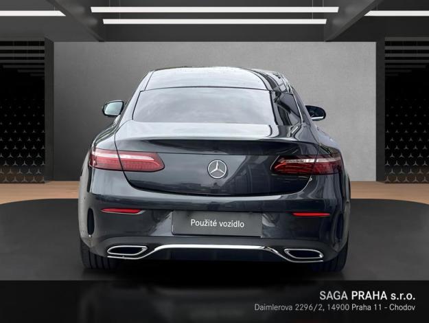 MERCEDES-BENZ E-Třída E 220 d 4MATIC kupé AMG Line (4/19)