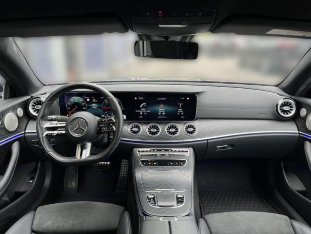 MERCEDES-BENZ E-Třída E 220 d 4MATIC kupé AMG Line (14/19)