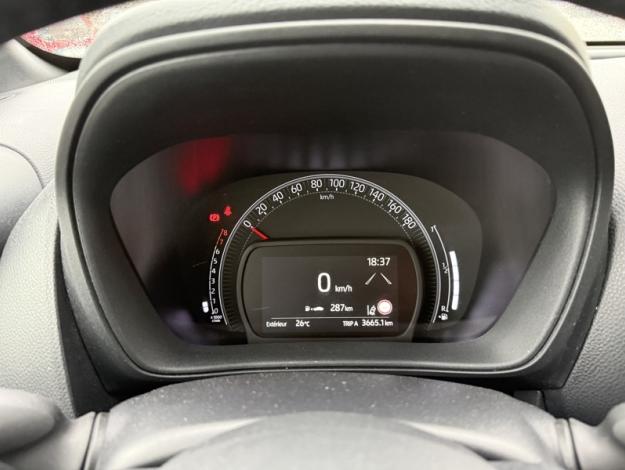 TOYOTA Aygo X 1.0 VVT-i 72 Design  Zen