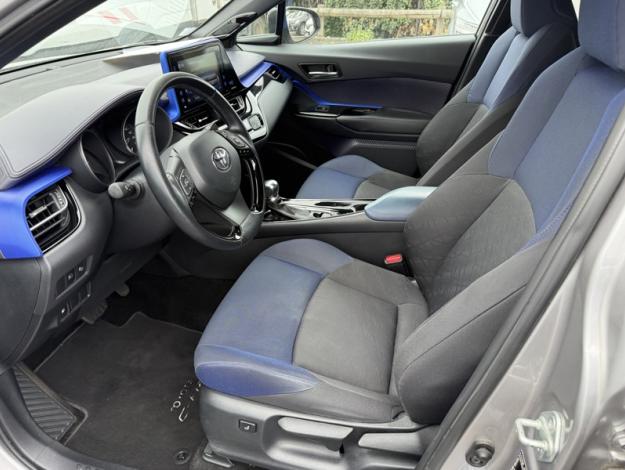 TOYOTA C-HR 1.8 HYBRIDE 122 GRAPHIC  Premium