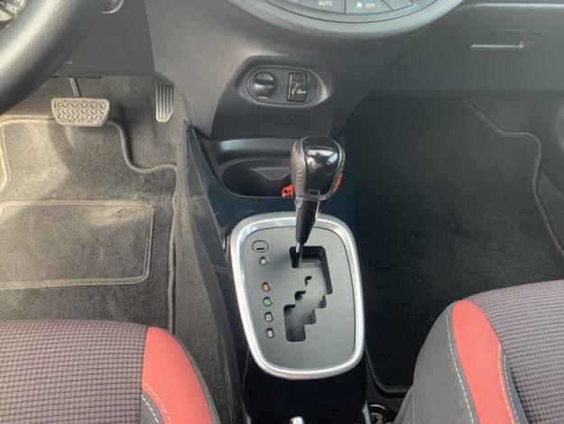 TOYOTA Yaris 1.5 100H Collection  