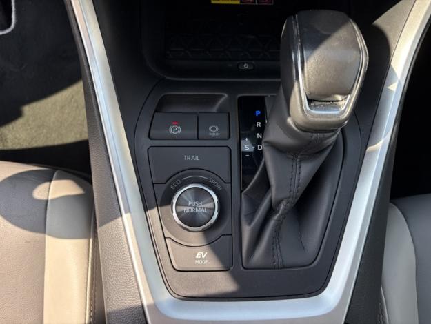 TOYOTA RAV4 Hybride AWD 222ch Lounge  
