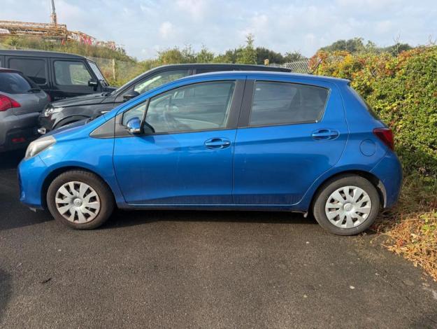 TOYOTA Yaris 69 VVT-i France  