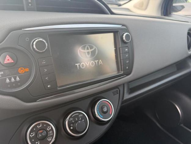 TOYOTA Yaris 69 VVT-i France  