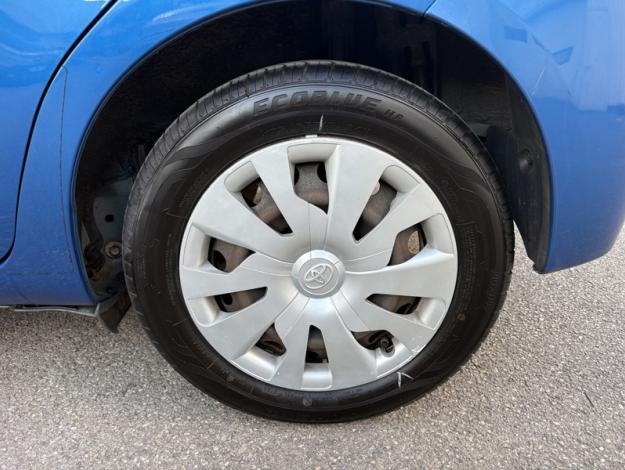 TOYOTA Yaris 69 VVT-i France  