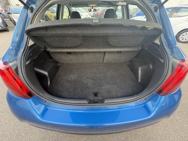 TOYOTA Yaris 69 VVT-i France  