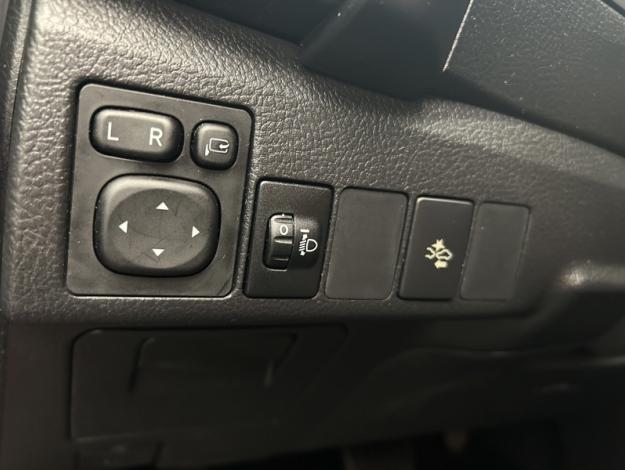 TOYOTA Auris Touring Sports 1.8 HYBRID 136 COLLECTION   