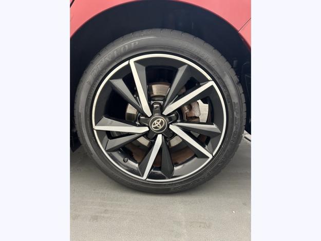 TOYOTA Auris Touring Sports 1.8 HYBRID 136 COLLECTION   