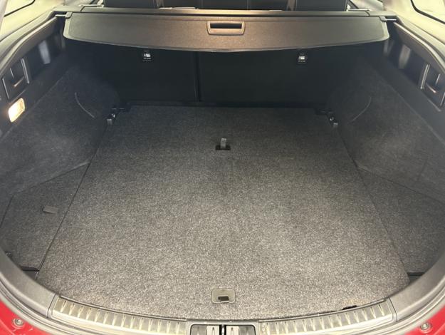 TOYOTA Auris Touring Sports 1.8 HYBRID 136 COLLECTION   