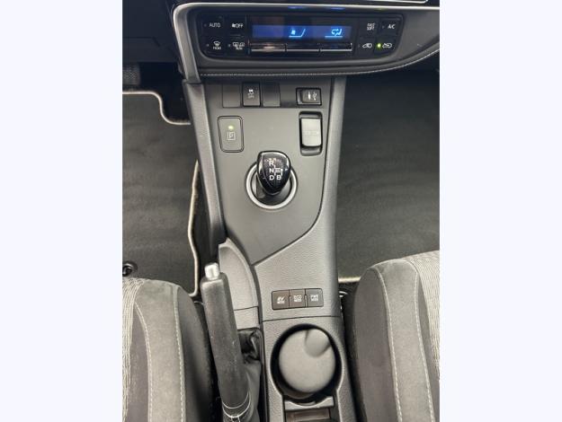 TOYOTA Auris Touring Sports 1.8 HYBRID 136 COLLECTION   