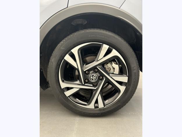 TOYOTA C-HR 1.8 Hybride 122 Design   